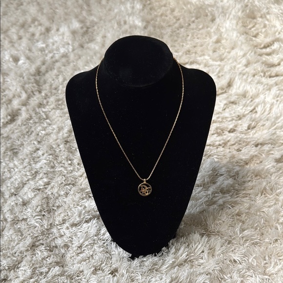 Dior Jewelry - Elegant Christian Dior Pendant Necklace